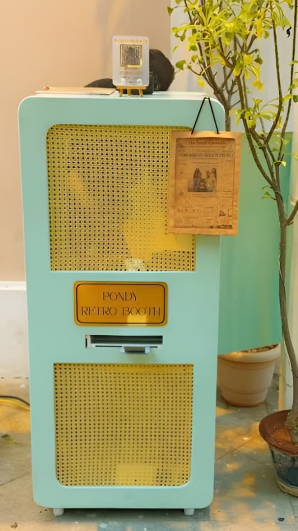 Pondy Retro Booth — photo 1