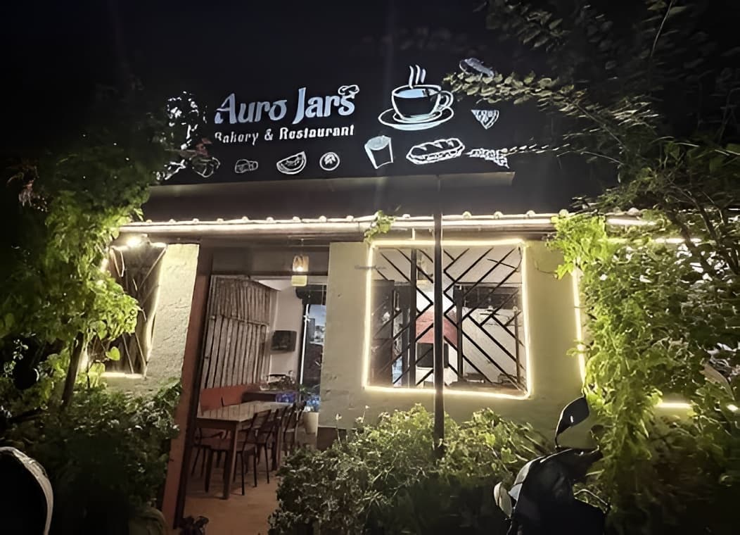 Auro Jars Bakery & Restaurant
