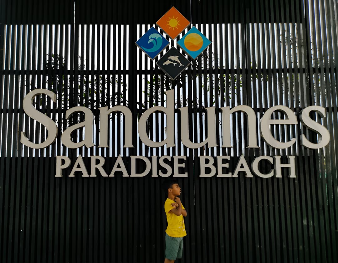 Sand Dunes Beach
