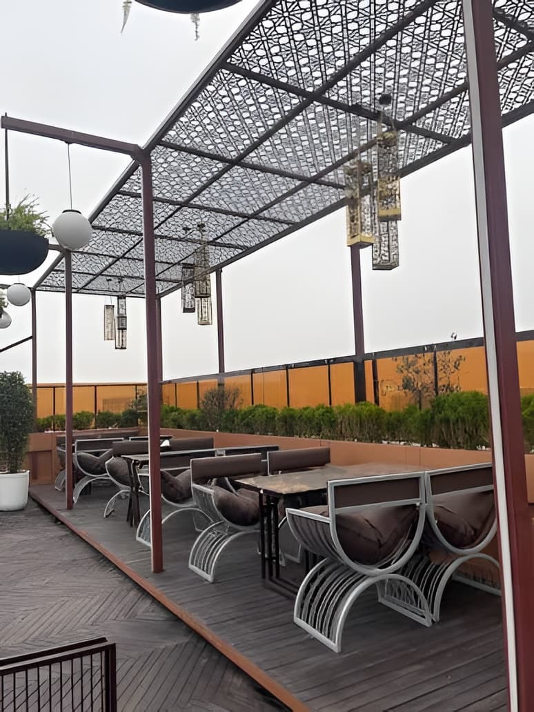 Le Toit Restobar — photo 1